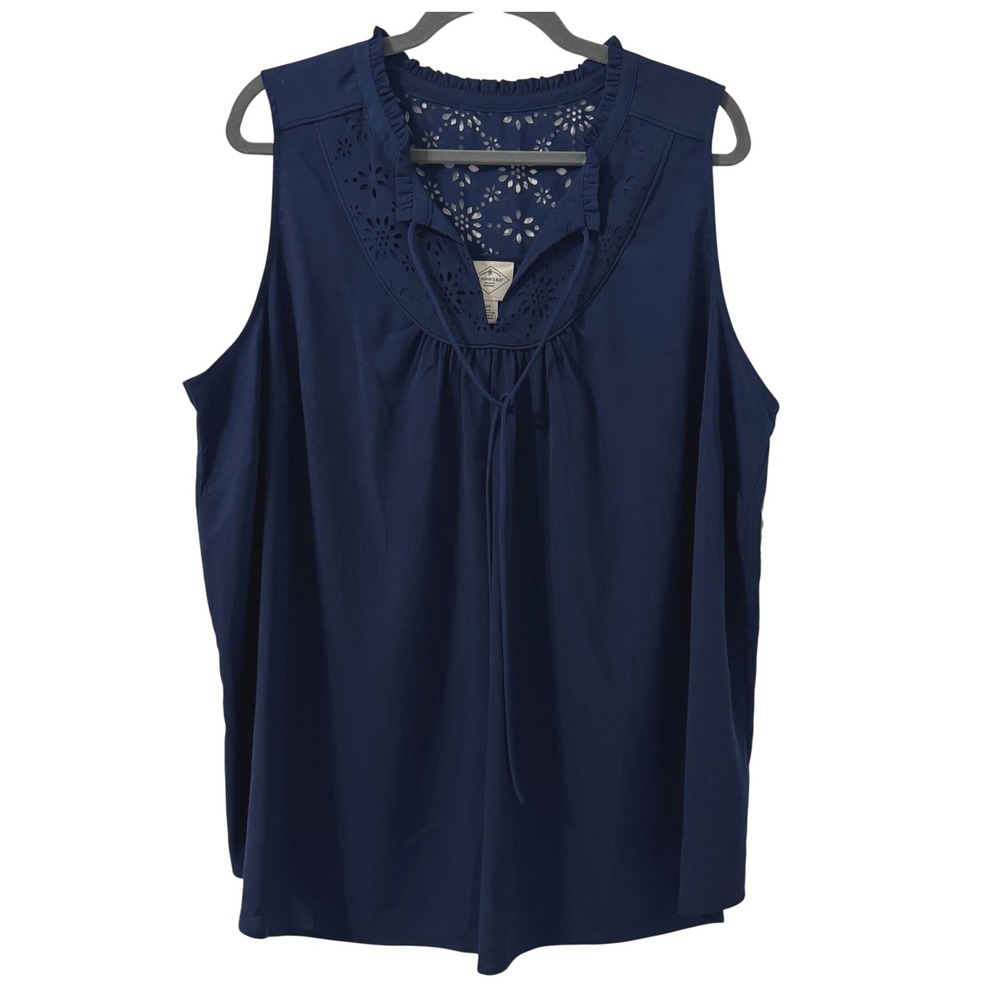 St Johns Bay Eyelet Sleeveless Blouse Plus Size 2X Top Navy Blue Minimalist Chic